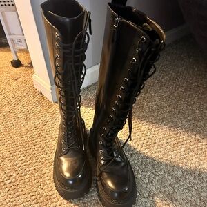 Grunge  Black Lace-Up Women's Boots